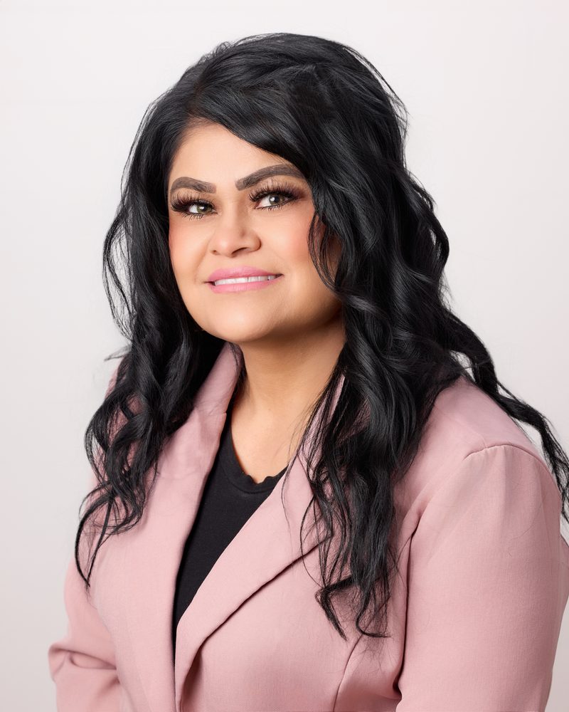 Portrait of Isela Perez